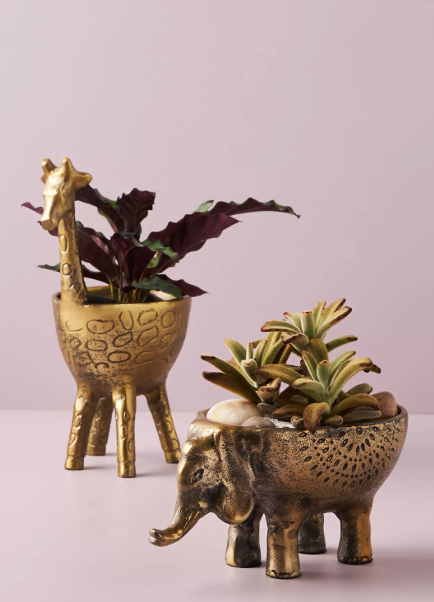 Gia Giraffe Planter